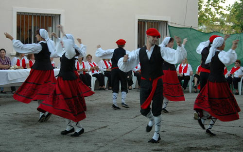 2010 aleja biurrunen 100 urteak 04