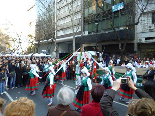 Buenos Airesek ospatzen du 2011 04