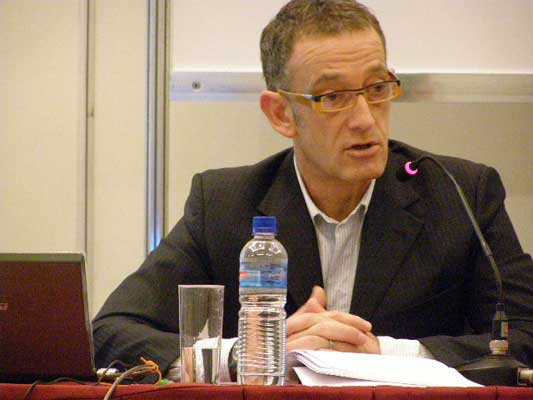 Jose F. Zinkunegi Buenos Airesko Liburu Azokan 1