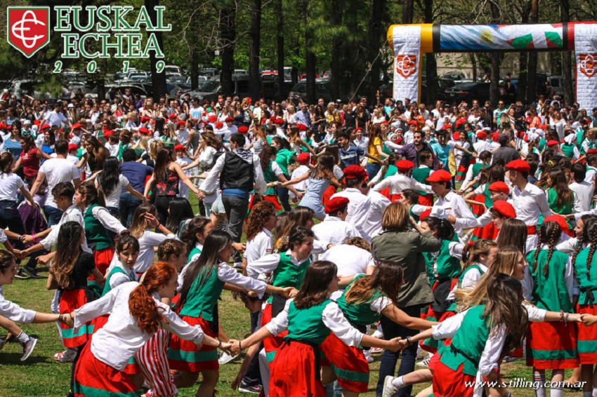 Fiesta Vasca 2019 del Colegio Euskal Echea de Llavallol