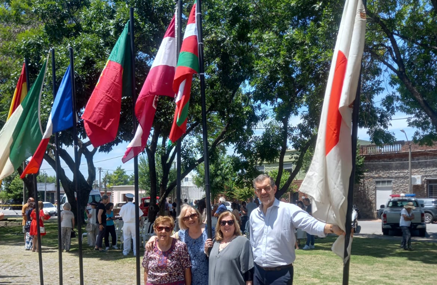 2025eko Migrantearen Nazioarteko Egunean, Carmeloko Euskal Etxeko lagaunak