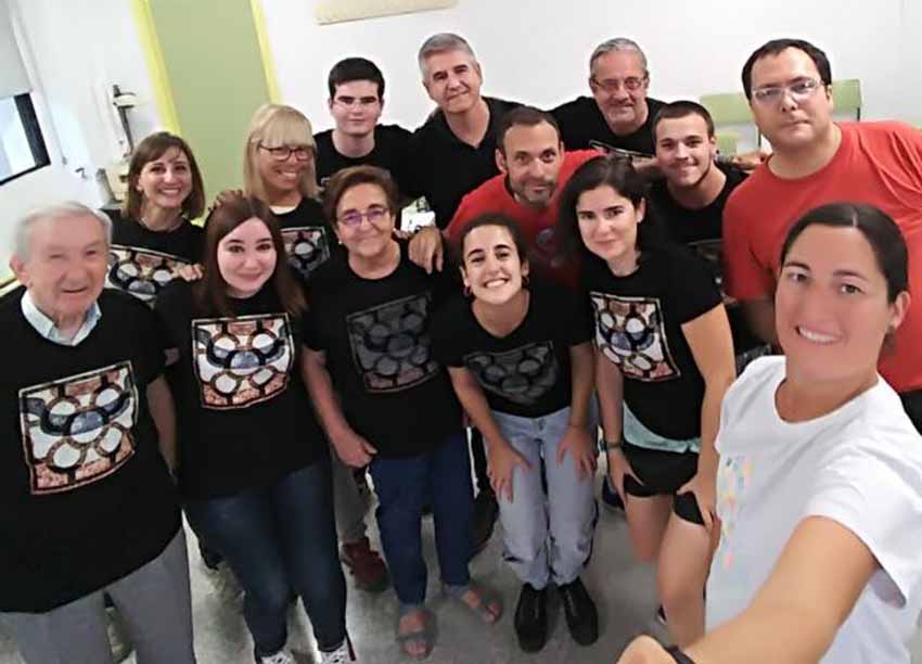 Basque students at the Official Langauge School in Alicante with their teacher, Izaskun Kortazar during Korrika 21 