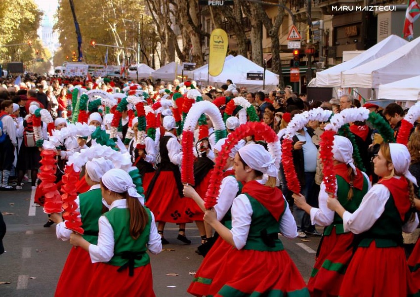 2015eko 'Buenos Airesek Euskal Herria ospagai' (argazkia Maru Maiztegui)