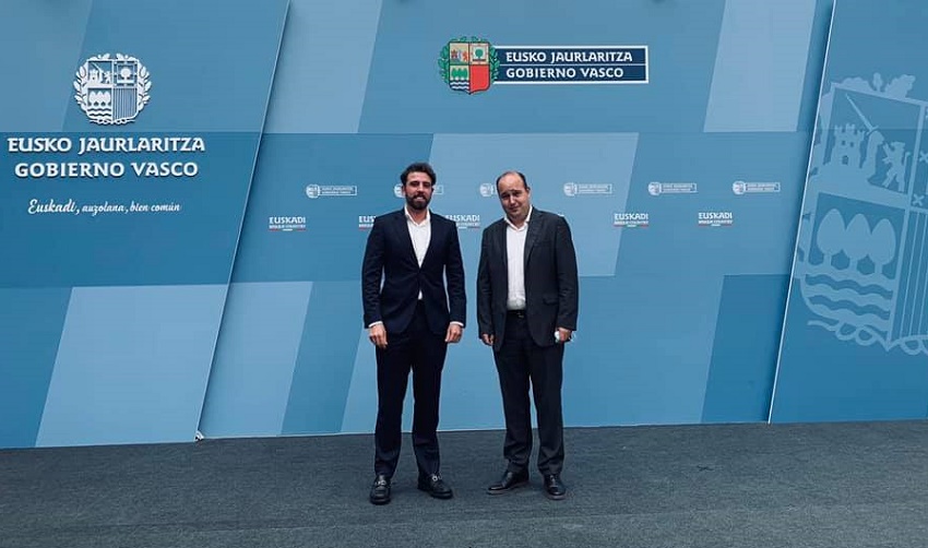 Beñat Matesanz and Gorka Álvarez Aranburu at the Lehendakaritza, Presidency of the Basque Government