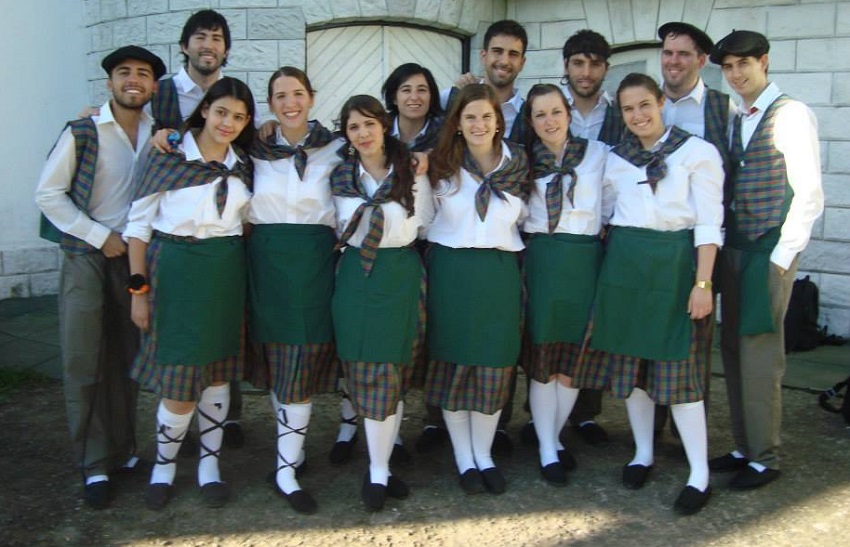 Grupo de Baile de Euskaltzaleak