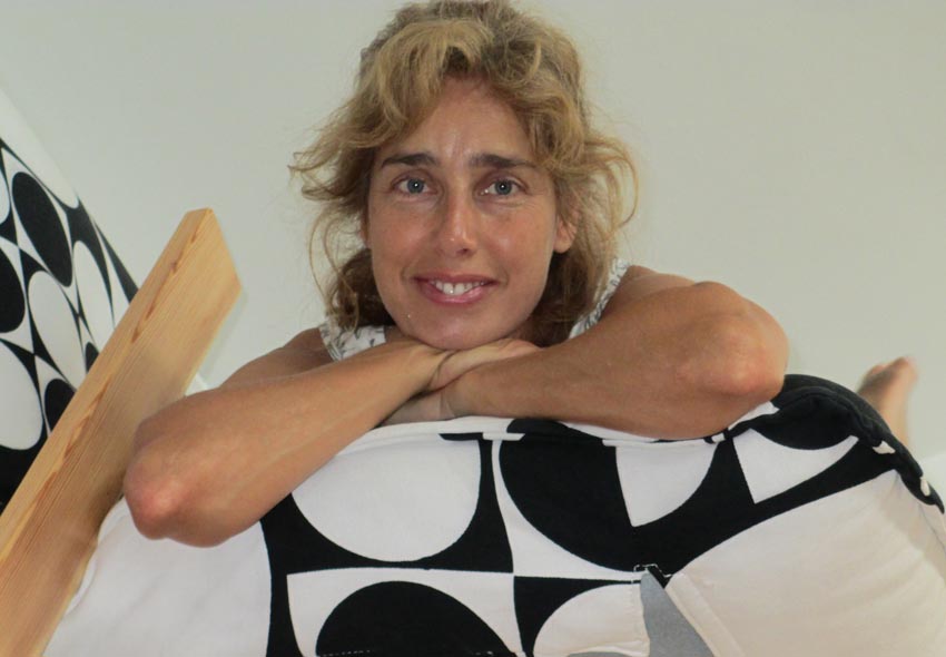 La psicóloga bilbaína Gemma Sanginés imparte clases de euskera en la euskal etxea Euskaltzaleok de Valencia (foto Eider Suay i Sanginés)
