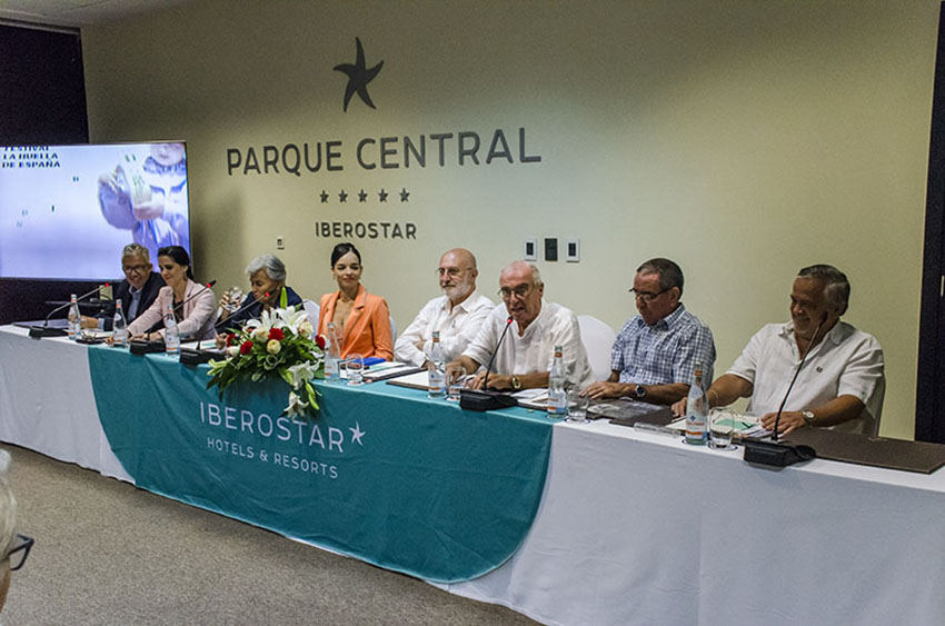 Festival presentation that included tributes to the Basque Country by Cuban and Spanish groups as well as the local Basque club