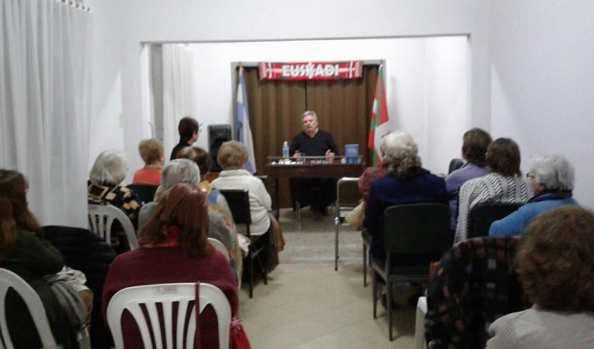 Presentation of Cesar Arrondo’s book: Hipolito Yrigoyen. “First 100 Years of Popular Sovereignty” at the Azul Basque Club