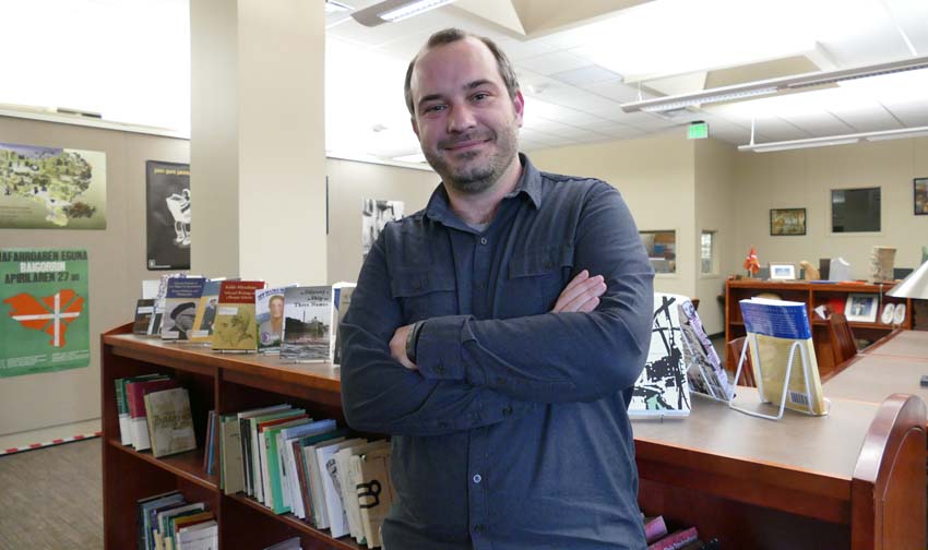 Iñaki Arrieta Baro, Head Librarian at the Jon Bilbao Basque Library at the University of Nevada, Reno (photoJosebaEtxarri) 