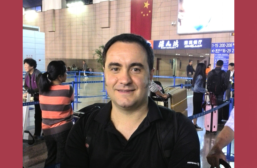 Izotz Aldana es presidente de la Euskal Etxea de Shanghai, una labor en equipo.