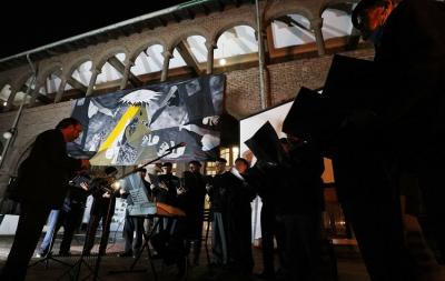 Euskal Abesbatza Txileko Gernikako bonbardaketaren 89. urteurrena: artea, estetika, memoria eta giza eskubideak' erakustaldiaren inaugurazioan (argazkia César Dellepiane)