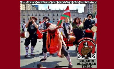 ‘Hilario Olazaran Txile’ taldeko Paulina Casanovak, Juan Gallardok, Pablo Tellezek, Nelson Herrerak eta Ángel Espinozak hartu zuten parte Txileko Folklorearen Nazioarteko Egunean
