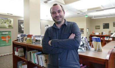 Iñaki Arrieta Baro, bibliotecario responsable de la Biblioteca Vasca 'Jon Bilbao' de la Universidad de Nevada, Reno en una foto de archivo