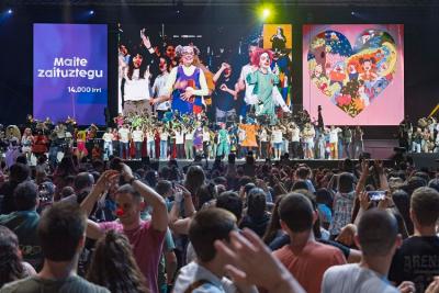 Homenaje a Pirritx, Porrotx y Mari Motots en el Bizkaia Arena BEC