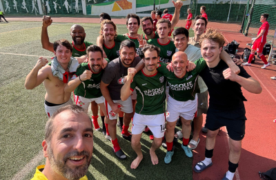 Shanghaiko Euskal Etxeko Futbol Taldea, 2026ko jokalariekin. Atezaina eta argazkilaria, Iván Seras 