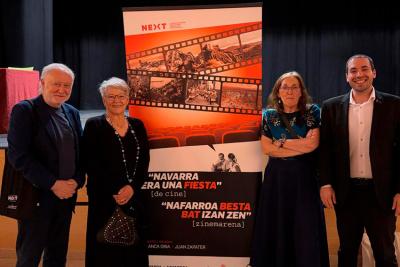 Juan Zapater, Clara Redondo, Blanca Oria eta Sergio Pérez larunbatean Valladolideko Kultur Etxean eta Hogar Navarroko hitzaldi ostean