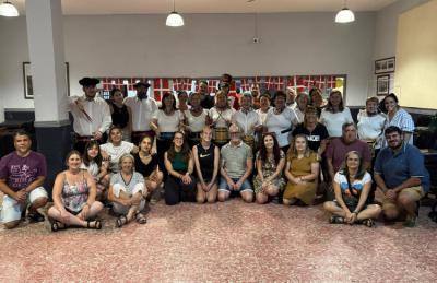 El verano pasado, los y las futuras profesoras de Argentina y Chile del Programa Euskara Munduan participaron en su tercer barnetegi en Villa María (Córdoba). El 20 de enero, junto a los amigos de Euzko Etxea, celebraron San Sebastián
