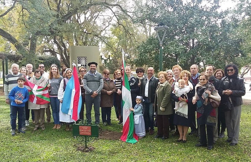 Planting the Tree of Gernika in Concepcion del Uruguay