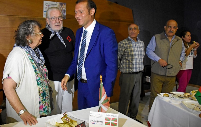 “Baskos de la Confluencia” at the presentation of the Festival of Collectivities in Neuquen