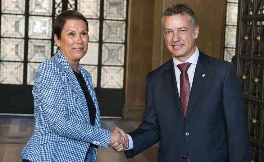 Uxue Barkos and Iñigo Urkullu (photo Navarra.es)