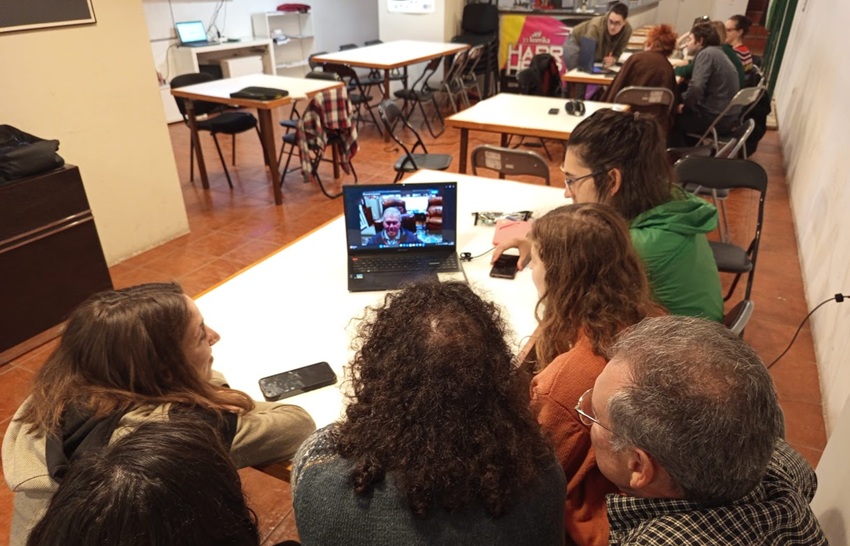 Ikasles de Valencia celebraron el Día Internacional del Euskera conversando con sus pares de Estados Unidos 
