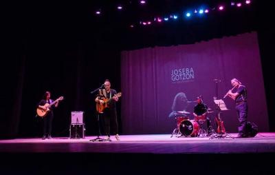 Joseba Gotzon concert last October in Parana, Argentina, thanks to the Urrundik Basque Association