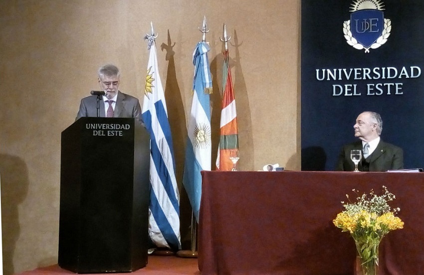 La Platako Universidad del Este-k Honoris Causa Doktore izendatuko du Alberto Irigoyen