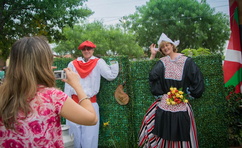 Basque-Dutch postcard at the 2019 Cheese Festival