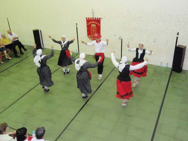113th anniversary of Centro Navarro - Dance