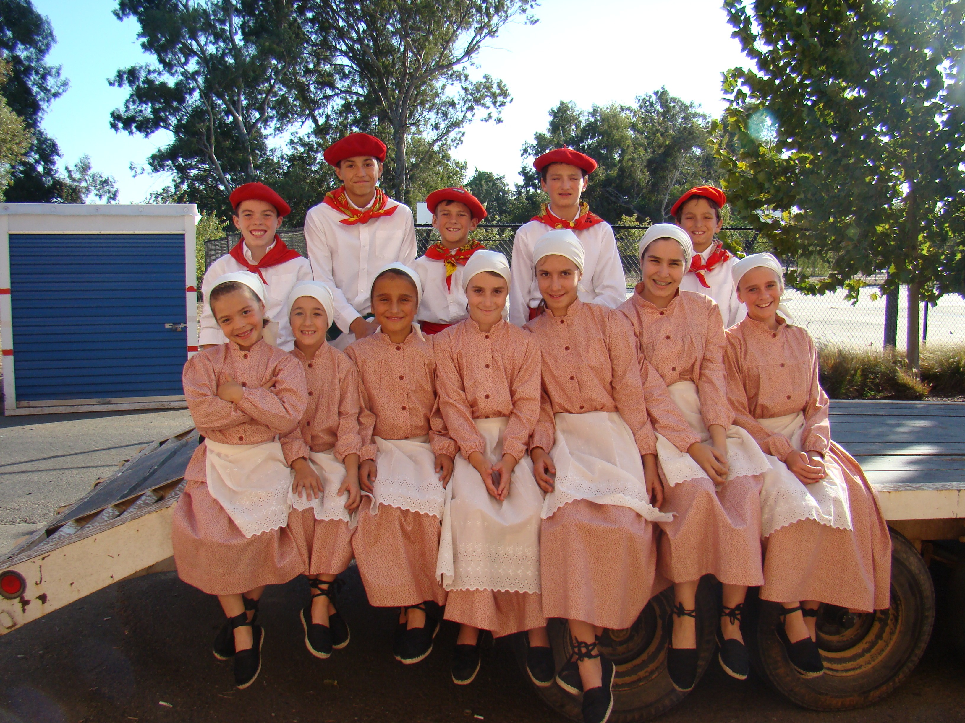 Euskal Besta & Kantari Eguna 2008 - Dancers