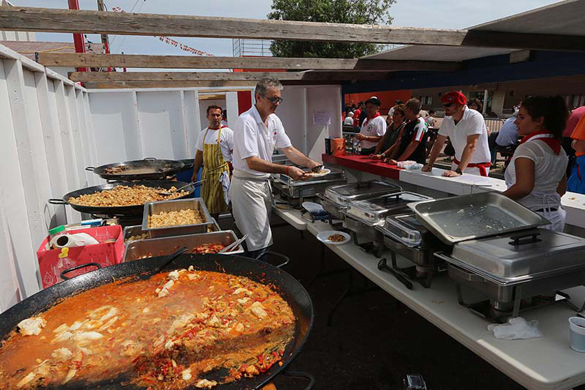 Trabajando a tope en las cocinas