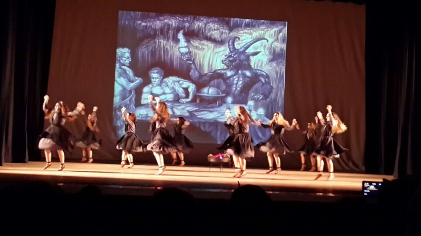 En ‘Akelarre’, se unieron también danzas y actuación