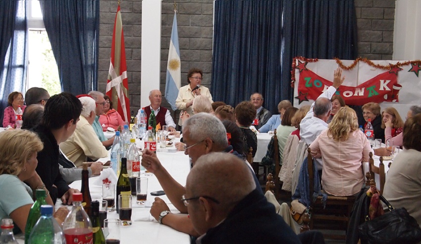 La euskal etxea Toki Eder de José C. Paz ofreció un almuerzo para despedir el año (foto EE)