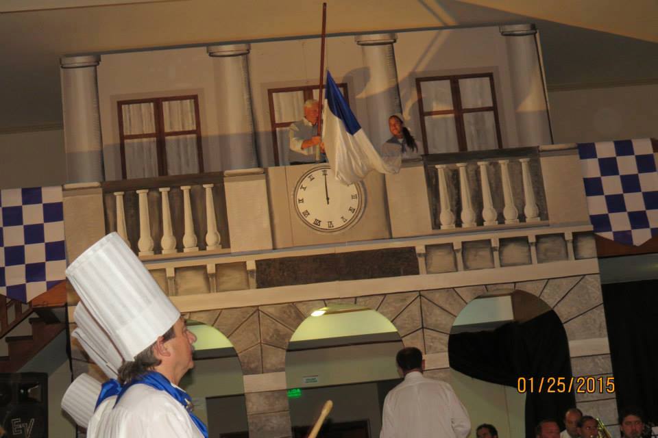 Raising of the flags on the balcony of the Konsti