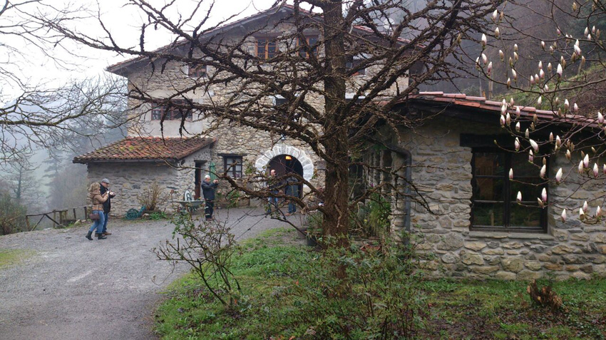 The baserri and cheese making Goikola in Itziar was one of the stops that the Basque club made (photoValladolidEE)