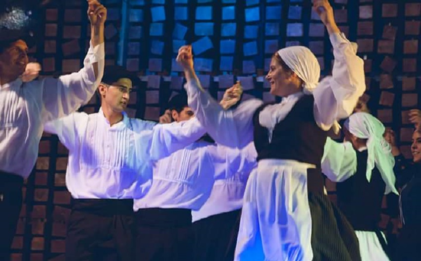 The older dancers were also at the fair