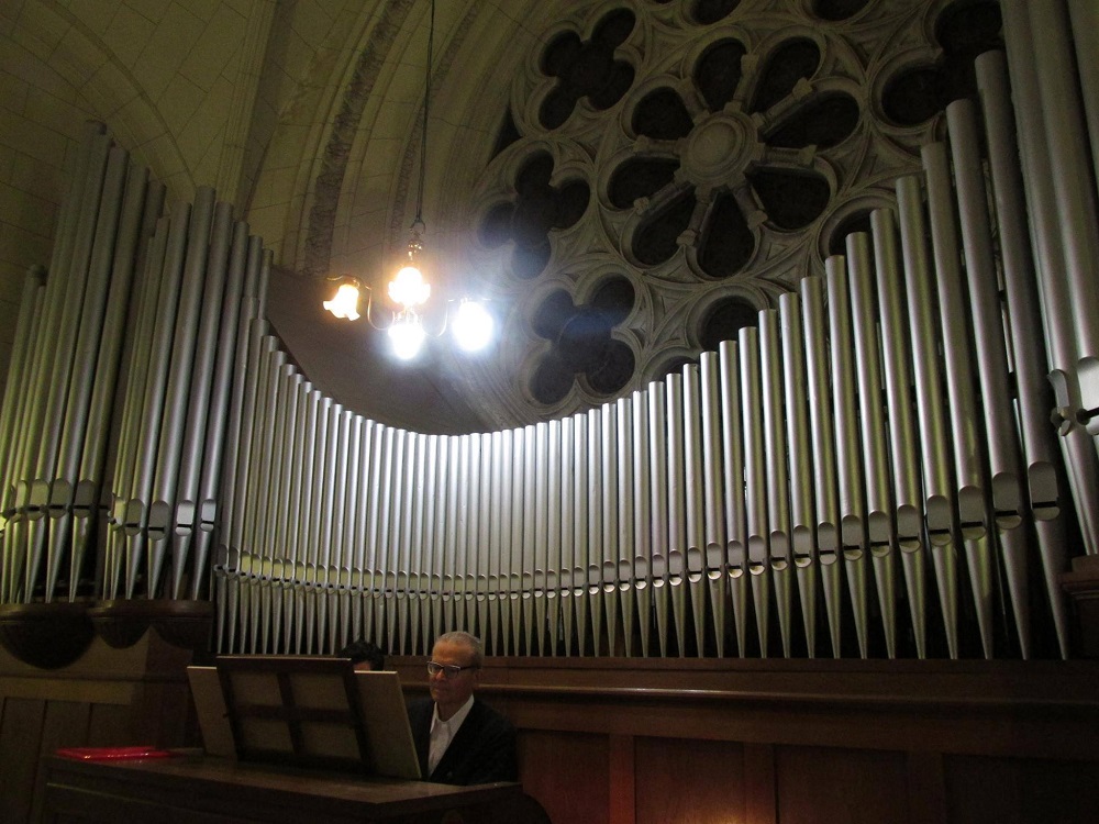 Pipe Organ