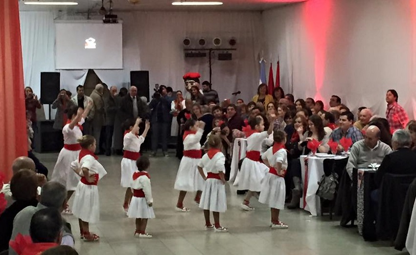 Cena de San Fermín en Bolívar