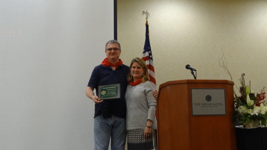 Joseba Etxarri, receiving the award from NABO president, Valerie Arrechea