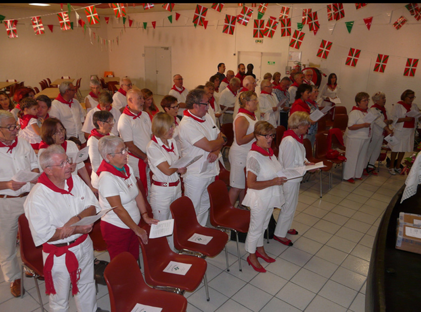 Mass in red and white