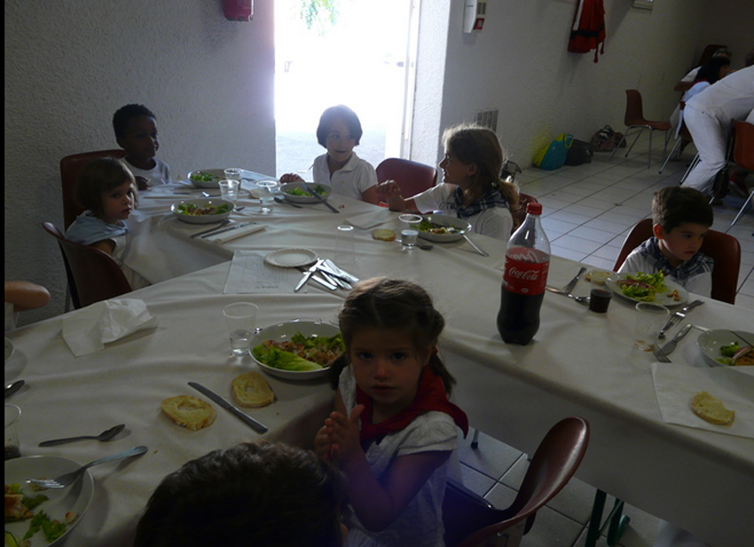 Kids' table
