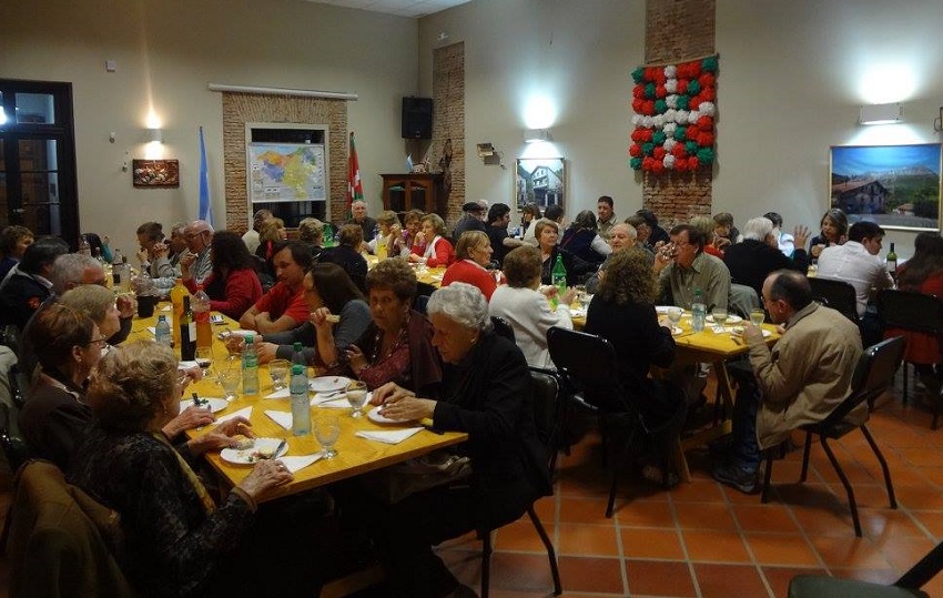 Cena de confraternidad