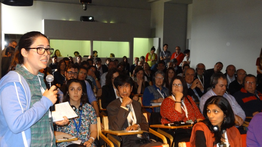 Haizea Amezaga, representing the Basque Club in Bruxelles talks to the Congress (photo EuskalKultura.com)