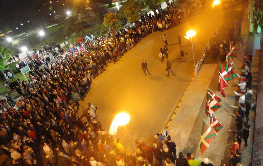 Image from Friday at the 2015 Semana Nacional Vasco Argentina in Macachin (photo EuskalKultura.com)