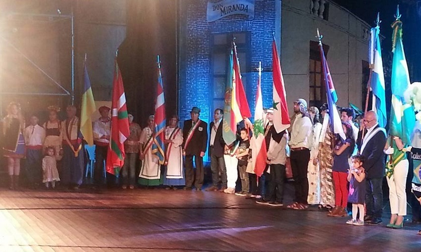 Banderas de las colectividades