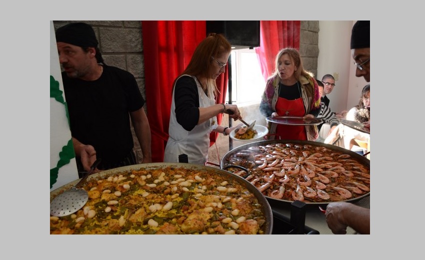 Gigantic Paella