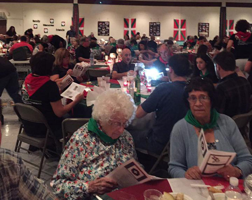 Cena y baile del Southern California Basque Club