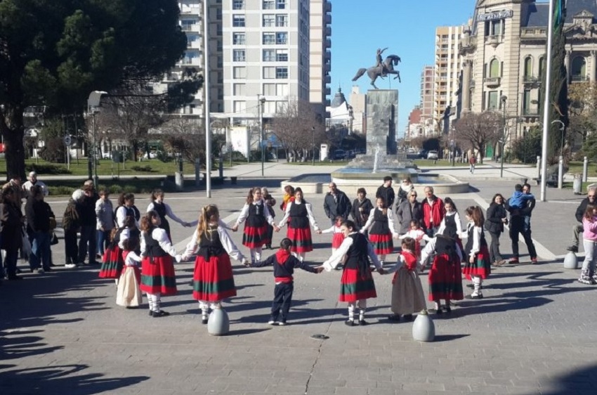 Danzas y pintxos