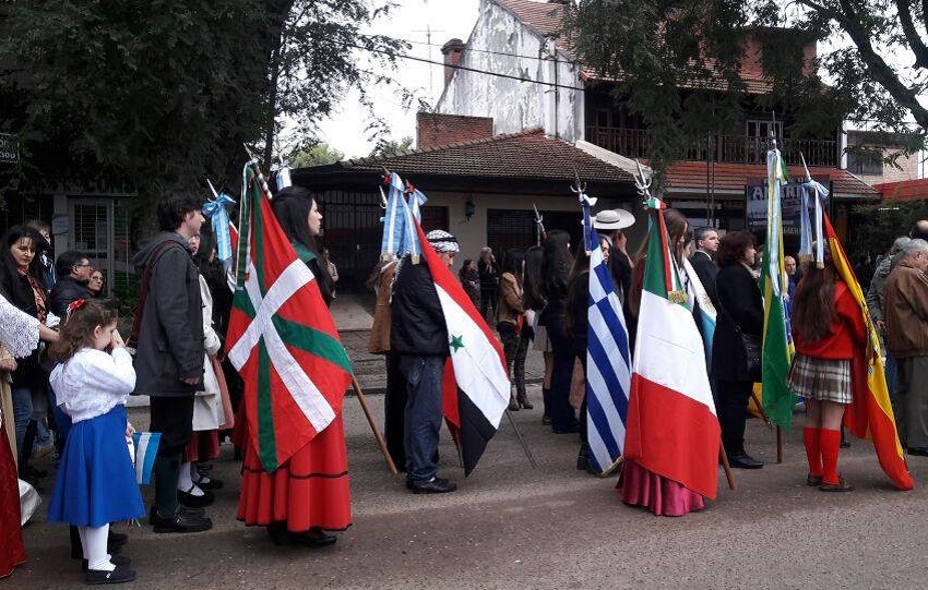 En Concordia, con la agrupación Inmigrantes Unidos