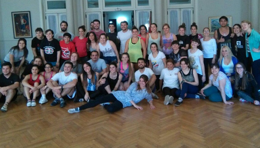 Los representantes de ‘Uzturre Munduan’ ofrecieron el taller de danzas en Buenos Aires los días 17 y 18 de septiembre